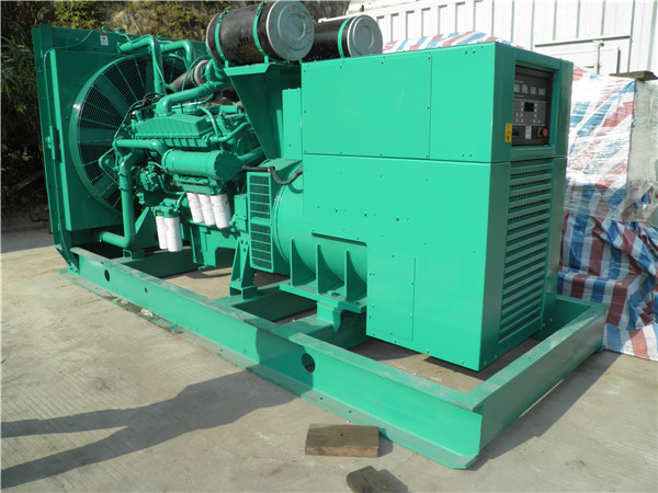 广灵出租发电机-进口柴油发电机组与国产柴油发电机组的区别