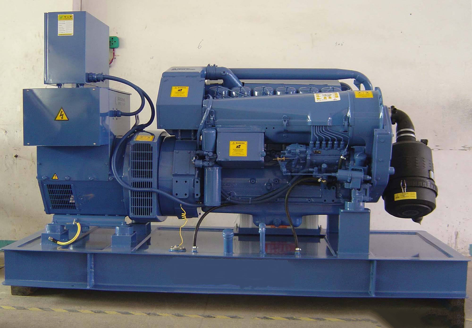 广灵汽油发电机组冬季启动前，电瓶需要做哪些检查和维护？